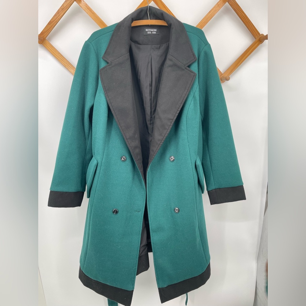 ⭐️BloomChic Double-Breasted Teal Pea Coat with Black Contrast Collar